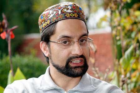 Mirwaiz reacts to Kashmir debate in Parliament